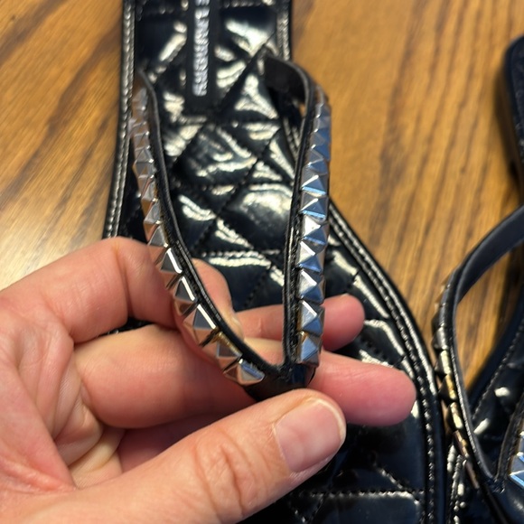 NWT Chinese Laundry flip flops - Picture 4 of 9